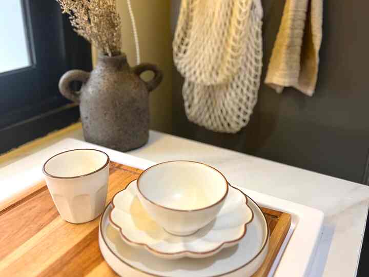 Something new something pretty in the kitchen.

#plateset
#ceramicplate
#prettyplate
#kitchen
#inspirasidapur
