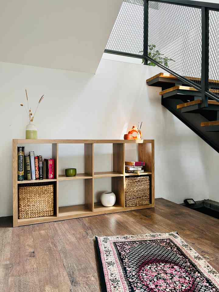 Dari ruang bawah tangga di pagi ini lumayan dapet sinar matahari yg estetik ✨ #boemisaturnus #minimalist #industrial #bandung #tempatibadah #mushola