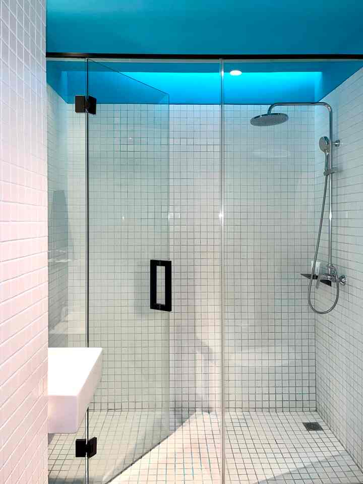 Inspirasi Kamar Mandi Minimalis ✨

Mau punya kamar mandi aesthetic tapi lebih suka gaya minimalis dan hanya pakai 1 jenis keramik? Style kamar mandi ini mungkin cocok buat kamu 🤍. Soha menginspirasi yaa! ✨

#bathroomideas #kamarmandiminimalis #kamarmandi #inspirasirumah #dekorasikamarmandi #inspirasirumah #rumahnyaman