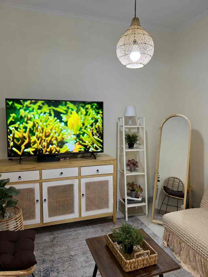 TV room ini ruangan dengan ukuran 3X3meter,,,
.
.
#tvroom
#ruangTV
#mishahome
#dekorasiruangtv
#inspirasiruangtv
#Bandung
#dekorasitvroom