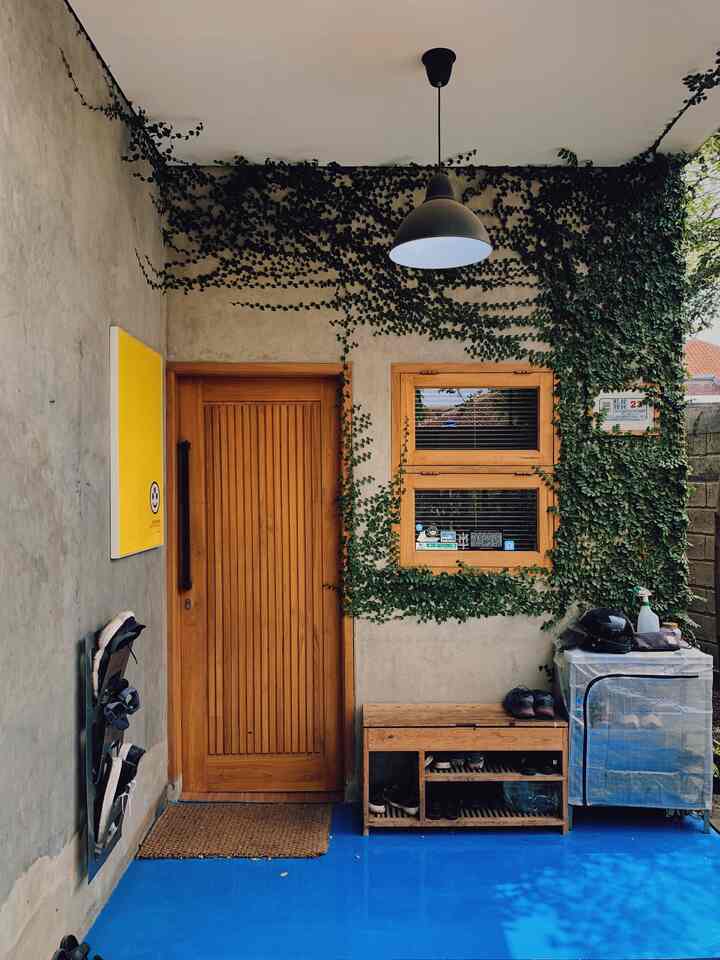 #home #easthouse #ikea #entrance #nevertoosmall #midcenturymodern #livewithkids