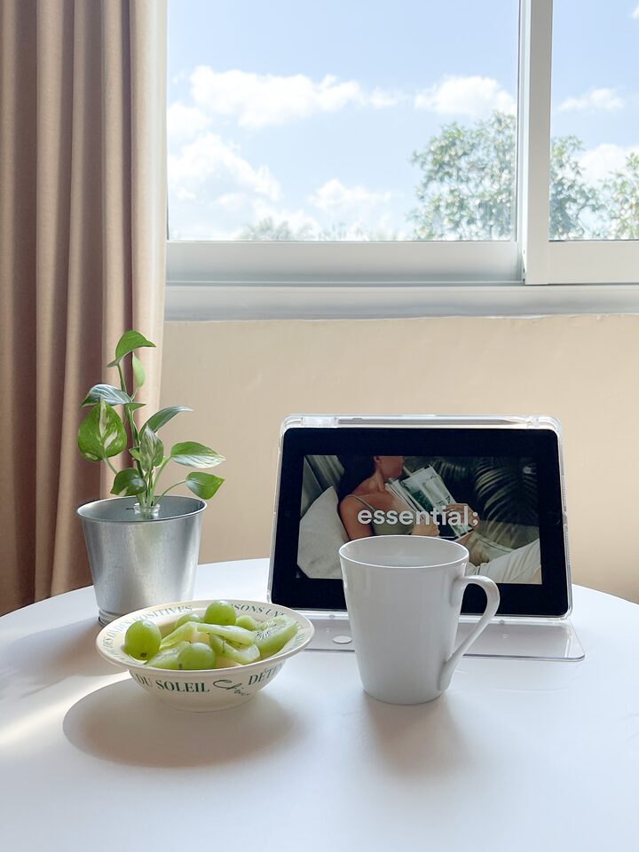 short form carousel card thumbnail