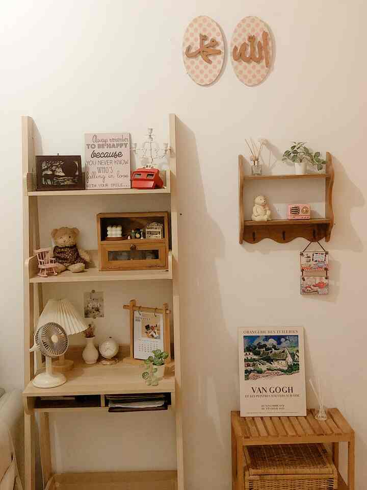 Dirumah ini aku memilih tema japandi/korean look jadi lebih banyak perbotan kayu dengan warna natural 🤍


#japandi #koreanlook #natural #dekorasi #perintilan #homedekor #tangsel #zune_daily