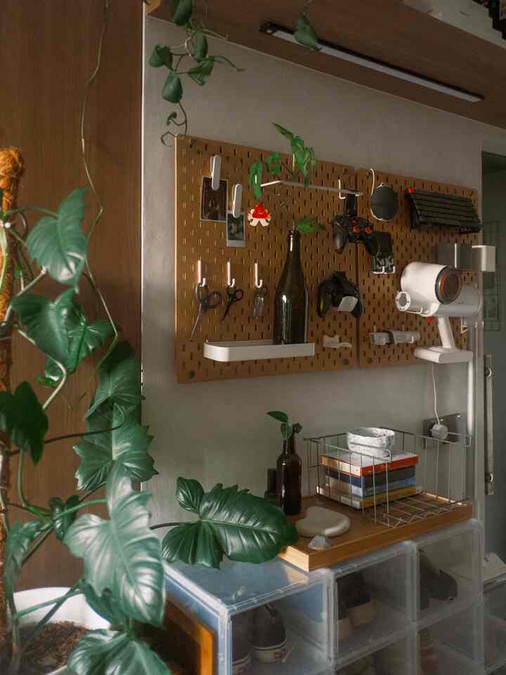 Pembaruan sudut papan pasak 🍃 #homedecor #homeinspo #bedroommakeover #bedroomdecor #bedroominspo #bedroomidea