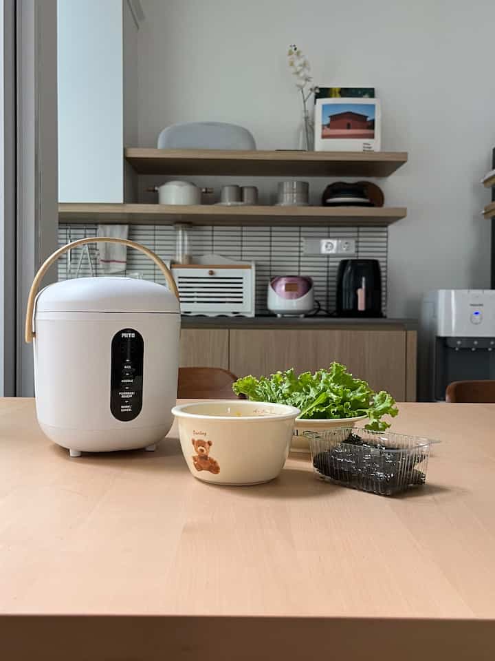 Mencoba ricecooker mini dan mangkuk beruang mini ini 👀 #lunchset #cutetableware #diningtable #sundaylunch #ricecooker