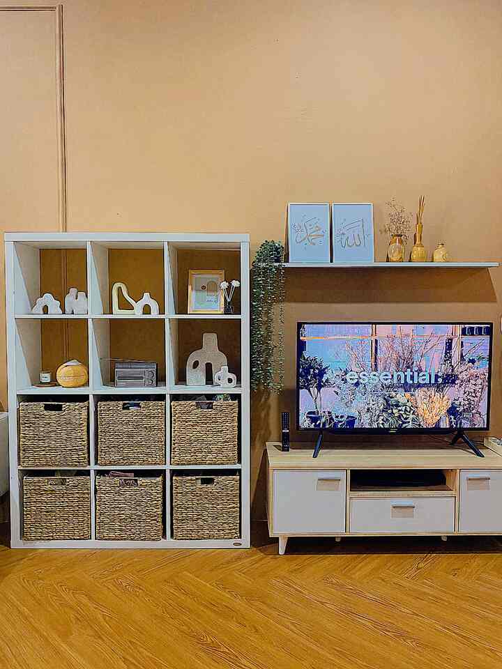 Ruang tamu + ruang tv 
#japandistyle
#idedekorasiruangtv
#furniturecustom
#dekorasiruangtamu
#rumahminimalis
#storage
#bekasi
#livewithkids
#warndecoration
#whiteandwood