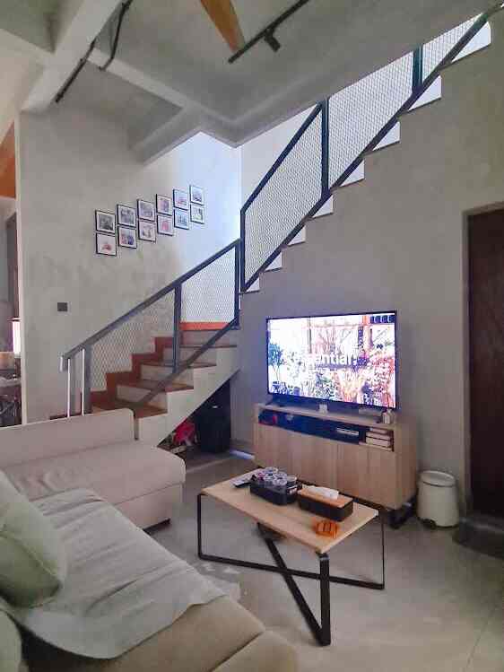 Ruang tamu minimalis kami

#ruang tamu #industrial #ceilingfan #tvconsole #ruangtamu