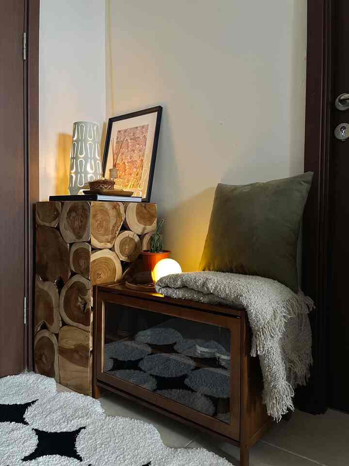 Mini entryway, untuk area terbatas 👞🧳
#entyway #lemarisepatu #livingroom #tinyapartment #ikea #raksepatu 