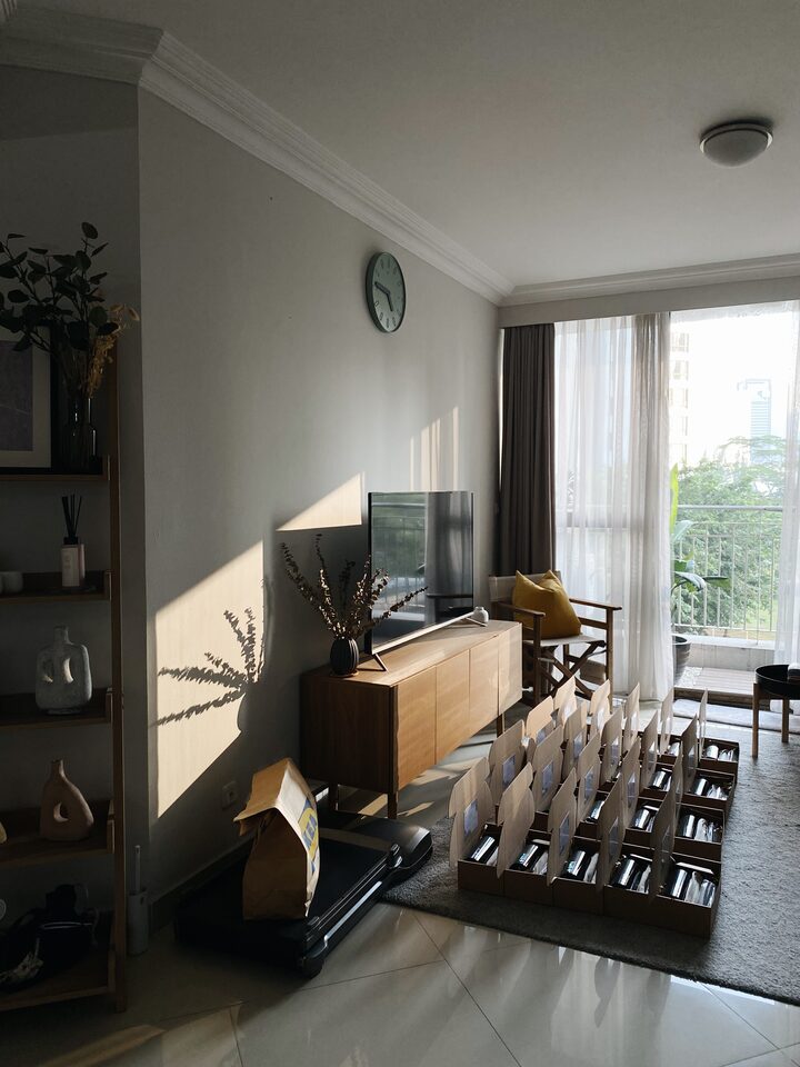 short form carousel card thumbnail