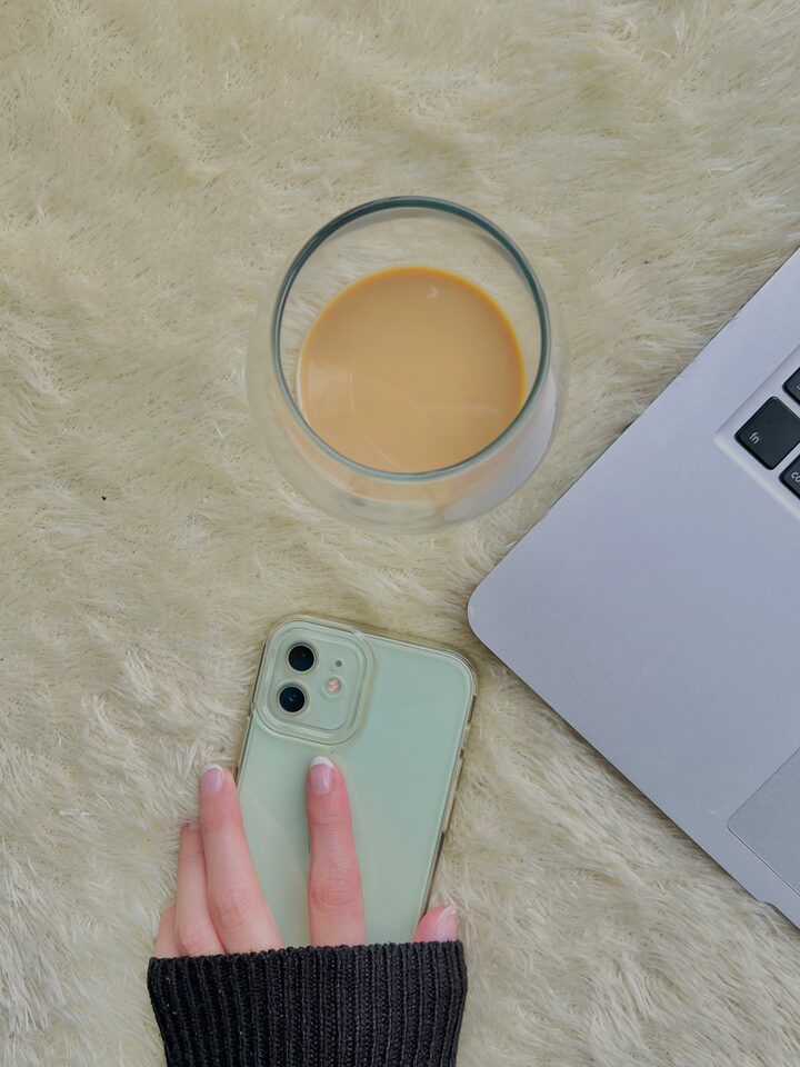 short form carousel card thumbnail