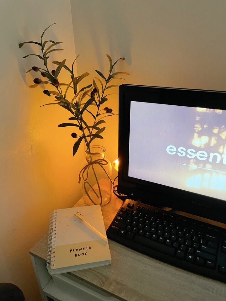 short form carousel card thumbnail