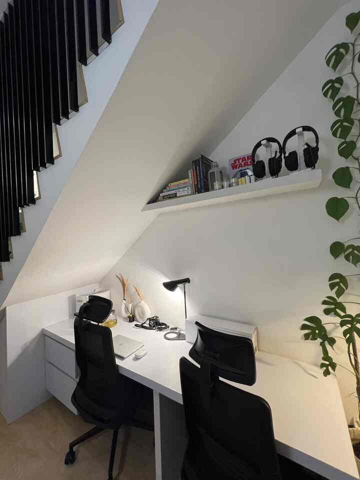 シンプルなモノクロのホームオフィス #homeoffice #workfromhome #wfh