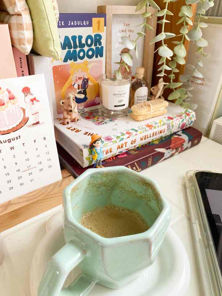 Postingan greynaehaus