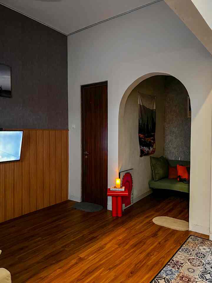 Tempat aku berjuang
#japandi #industrial #bohemian #rumahdeveloper #rumahmungil #pengennyaminimalis #serpong #cat 