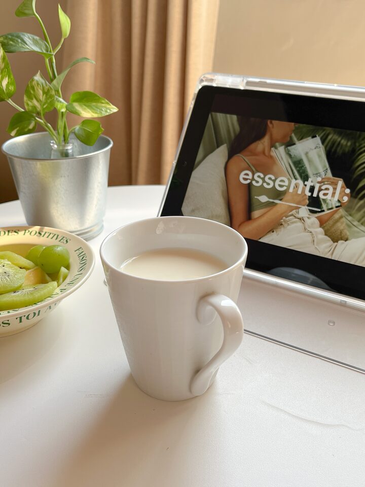 short form carousel card thumbnail