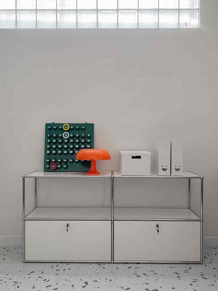 New corner 💫 enaknya distyling apa lagi ya? #homestyling #aesthetichome #aestheticroom #aesthericroomdecor