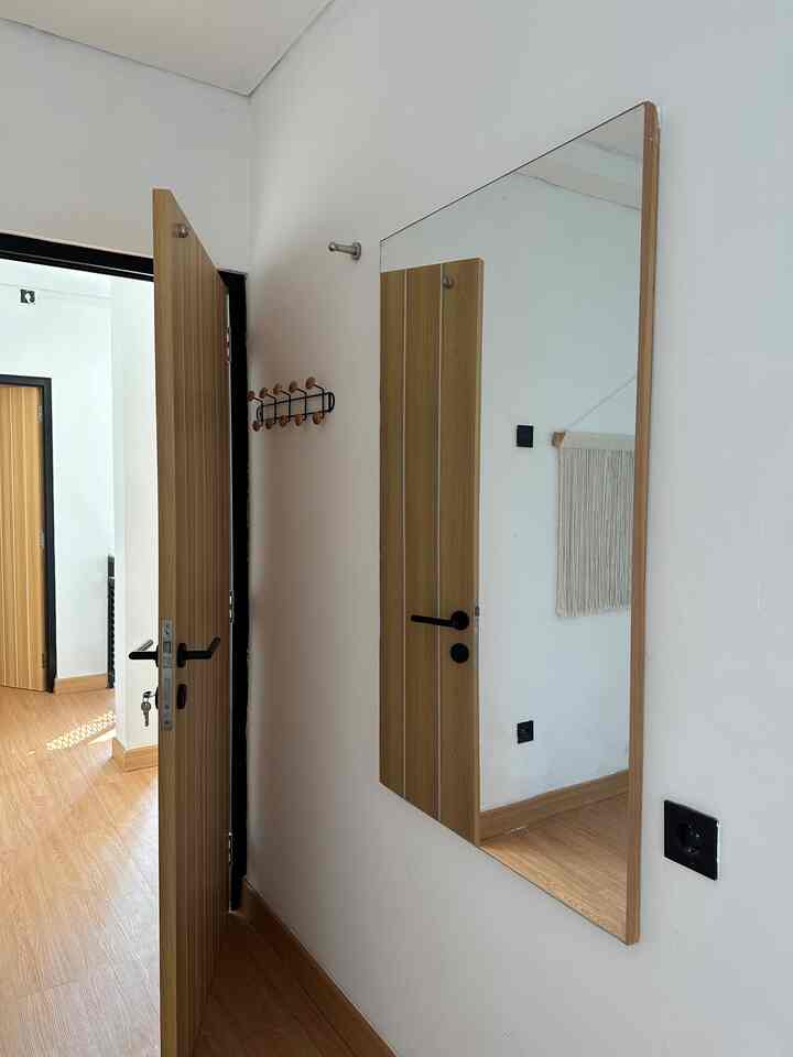 Area kamar tamu yang masih kosong
#japandi #woodandwhite #rumahminimalis #mydreamhouse #bighouseinspo #rumahbesar