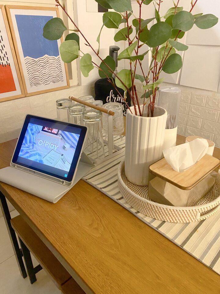 short form carousel card thumbnail