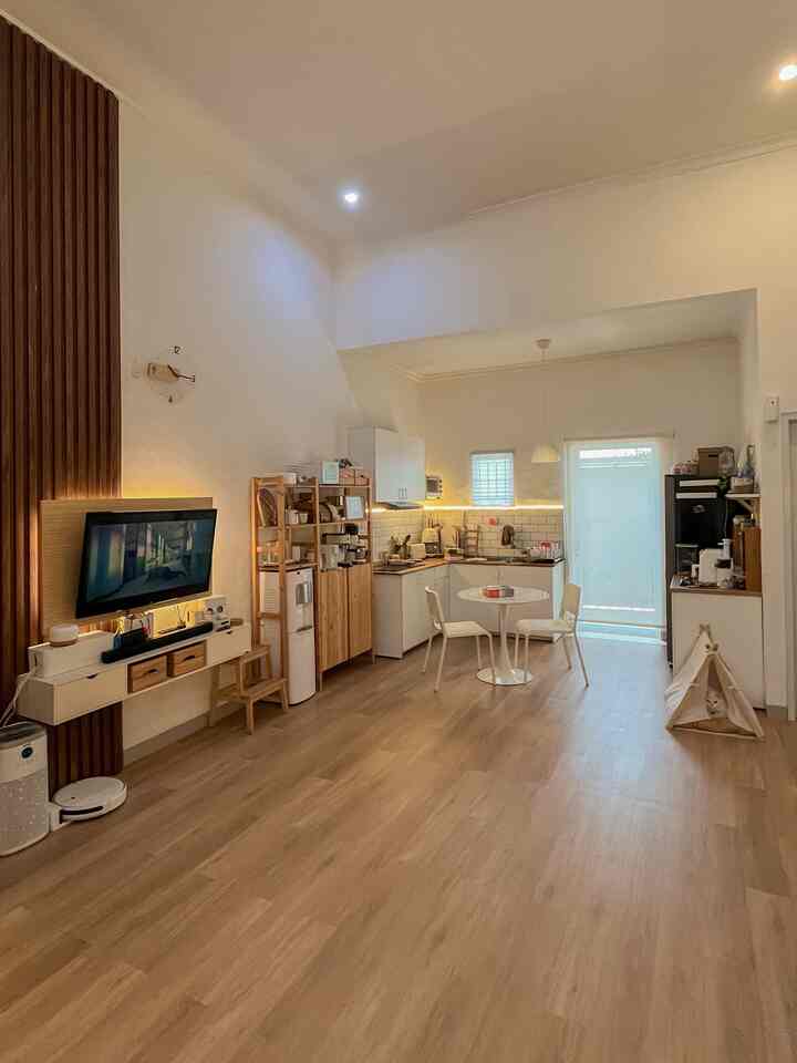 Warm wood adalah color pallete yg kupilih untuk di rumah. Aku pilih dg kombinasi putih biar keliatan lebih luas 🥰 #BringColorsToMyHome #HomeColorPallete #HomeColorDesign 