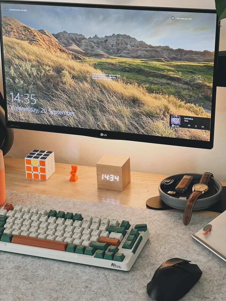 short form carousel card thumbnail