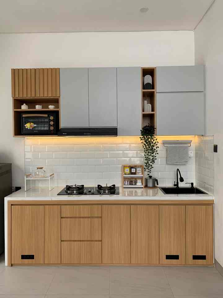 Kalau awal menjalin hubungan, bahasanya masih romantis, 😄

Ya, aku masih sangat jatuh cinta dengan dapur lurus yang hanya berukuran 2,4m ini.. 😍


#dapurmingil #dapurminimalis #makeoverdapur #inspirasirumah #rumah #dapursegaris