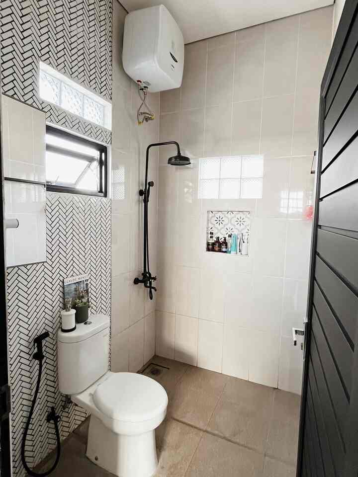 Kamar Mandi NRHome 
#mininmalist #kamarmandimungil #rumahmungil #Jakarta #kamarmandiminimalis #kamarmandiutama #kamarmandi #kamarmandiputih 