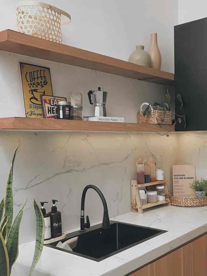 decorations that sweeten our kitchen
some items are just decorations but there are also those that are actually used...

#smalldecoration
#decorationinspo
#homegoods
