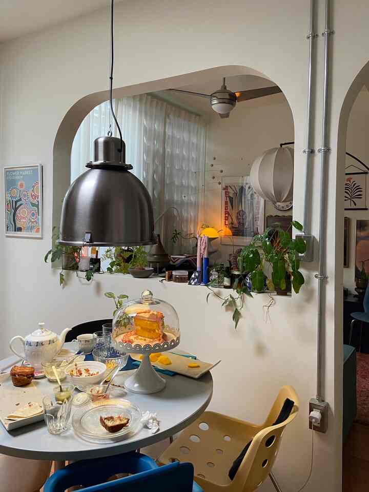 Moments at home, We hope this space be filled with lots of good memories ❣️

#midcenturymodern #smallhouse #homedecorinspo #interiordesign #homedecor #aesthetichomedecor