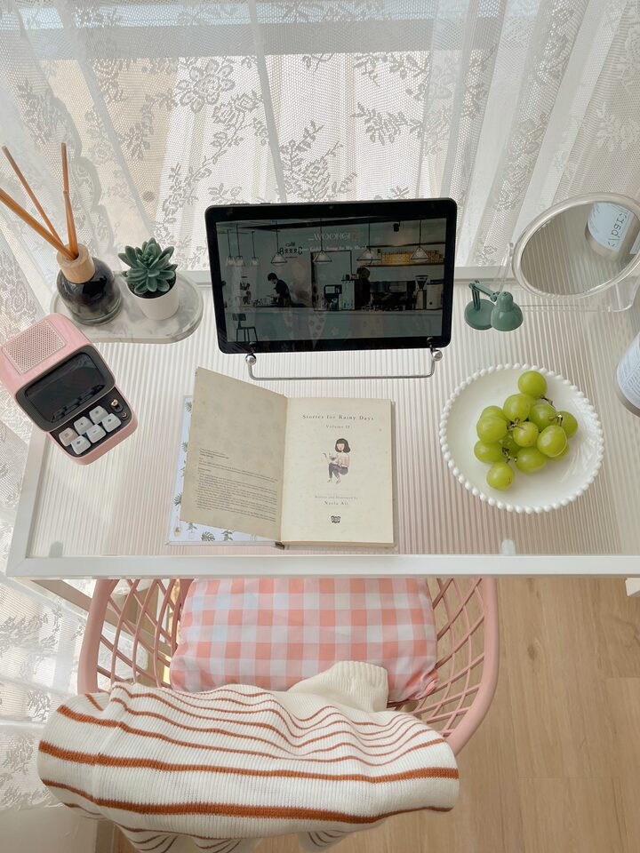 short form carousel card thumbnail