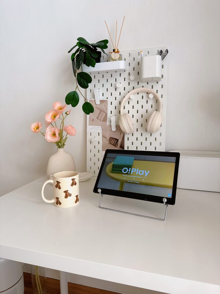 short form carousel card thumbnail