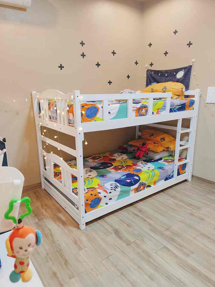 Kids Bedroom 🛏️🧸
Area kamar anak yang tidak cukup luas jadi memanfaatkan kasur susun biar lebih menghemat space 
.
.
.
.
#kidsroom #kamaranaklaki-laki #kamaranak #idekamaranak #dekorasikamaranak #inspirasikamaranak #bedroom #kamartidur #kamartiduranak