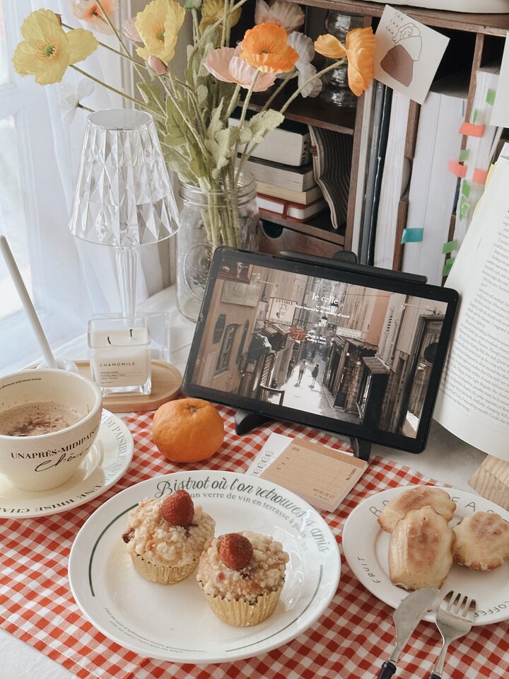 short form carousel card thumbnail