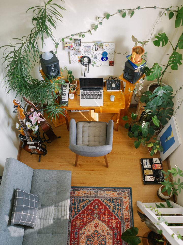 short form carousel card thumbnail