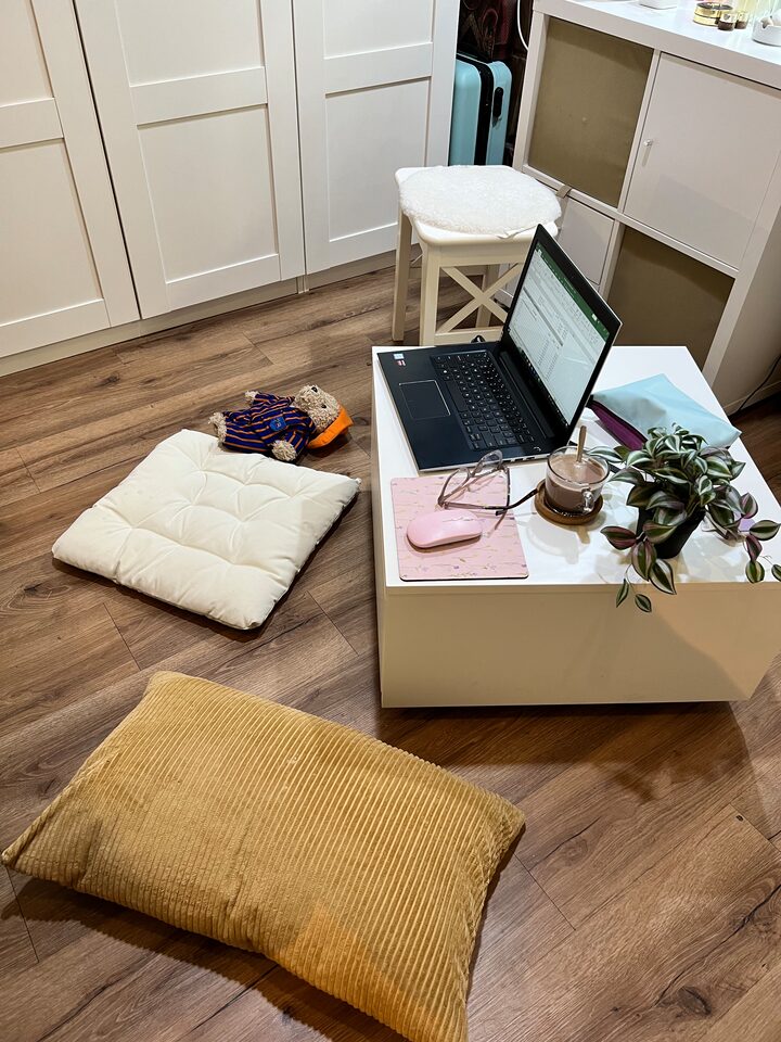 short form carousel card thumbnail