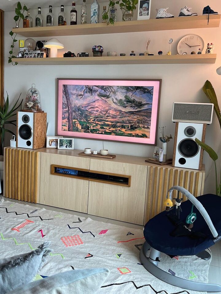 short form carousel card thumbnail