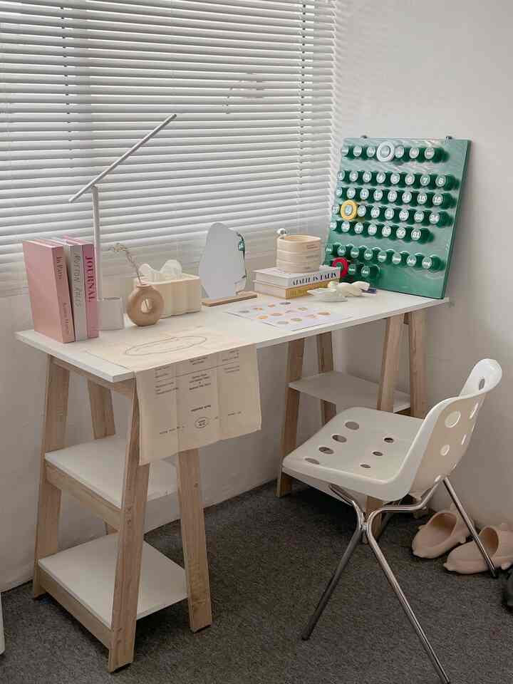 New corner di kamar mungil 3x2 ~ #StudyDeskDecoration
#StudyDeskInspiration
#StudyDeskStyling