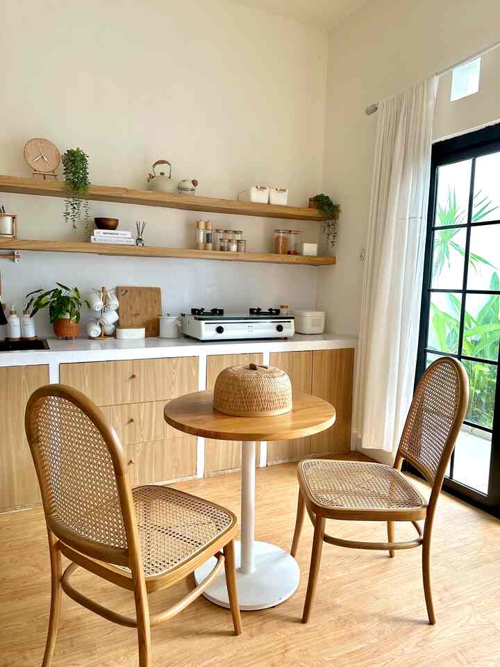 Happy weekend from the inline kitchen 😍😍
This kitchen was deliberately made without upper cabinets, so it looks more relaxed and simple. The size is 3.5x4 m and is adjacent to the back garden.

#tropicalhouse #japandi #wabisabi #rumahsederhana #nevertoosmall #rumahminimalis #bogor