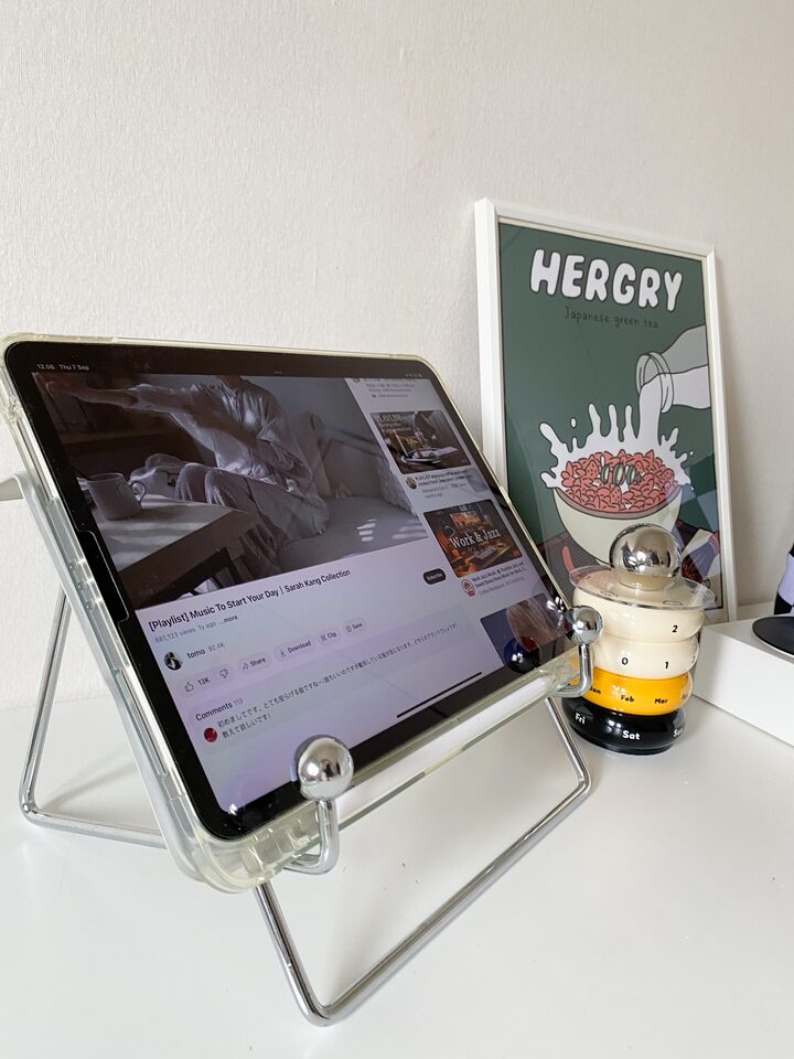 short form carousel card thumbnail