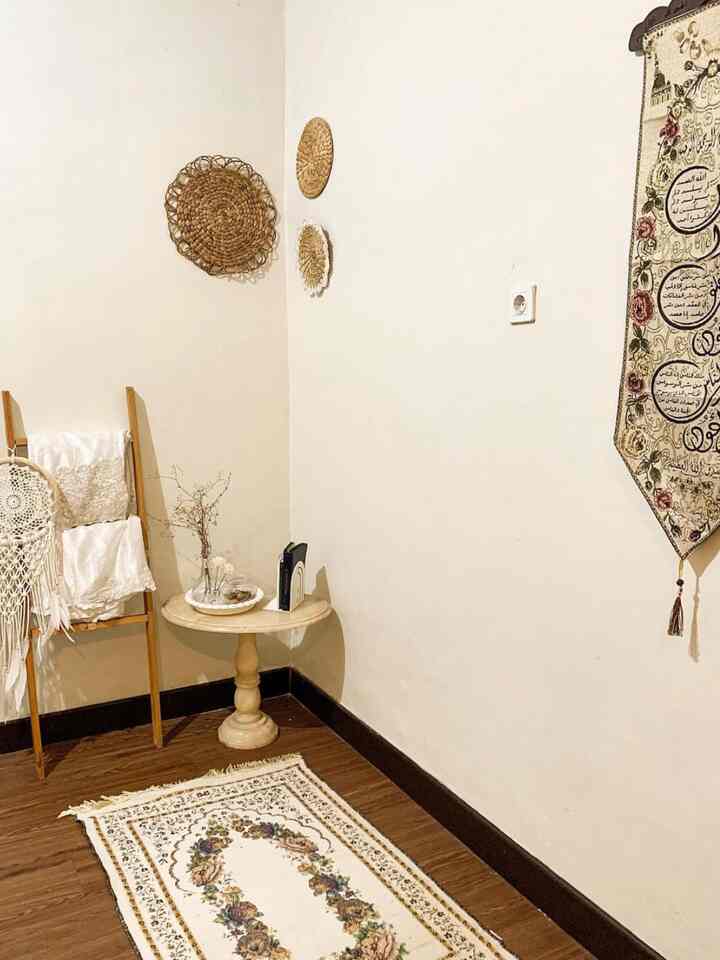 Mushola yang menyatu dengan ruang tengah 🤲🏻

#ruangdoa #centralroom #homedecor #homesweethome #ikea