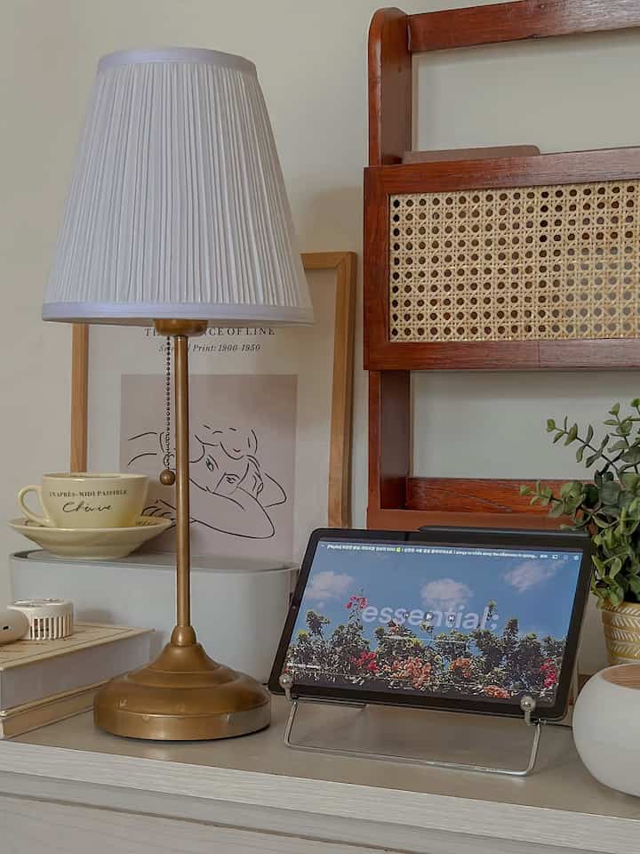 met rehat ~ 

#casaandria #dekorasiruangtamu #kamarmungil #inspirasikamar #kamartidur 