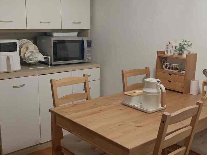 Happy sunday 🫶


#ruangmakan #dekorasirumah #mejamakan  #dinningroom #jokkmokk #ikea #informa #kayu #whitewoody #tangsel #rumahmungil #rumahantik #japandi #minimalis #ruangankecil #briahouse18