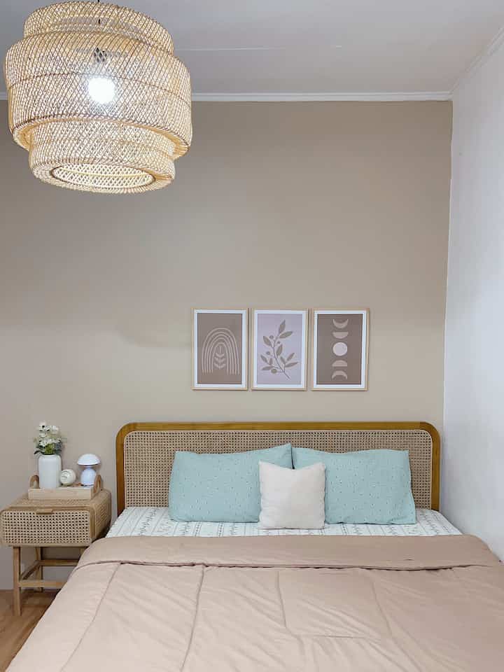 Have a good sleep🫶


#kamartidur #kamarku #rotan #jati #minimalis #japandi #dekorasikamartidur #homedecor #ruangtidur #bedroom #briahouse18 #tangsel