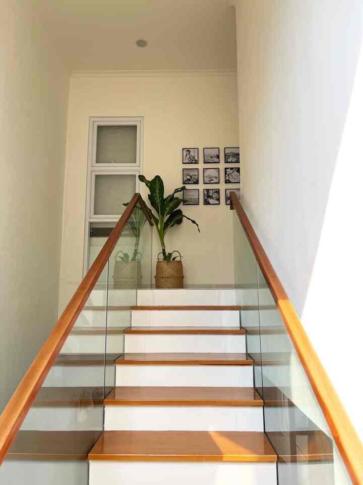 Stairs Area of Casaluna.

The stair railing uses 12 mm Tempered Glass & wooden handrail. The stair floor uses solid camphor wood & the riser uses super white Durafloor Granite Tiles to match the granite living room floor.

 #rumah #rumahminimalis #rumahminimalismodern #scandinavianhome #scandinaviandesign #scandinavianinterior #kismetcheckoutmyhouse #desaininterior #desainrumah #scandihome #scandinavianstyle #inspirasirumah #inspirasirumahminimalis #desaintangga #tanggaminimalis #tangga #tanggarumah #stairdesign #stairs #stairsdesign #stairsteps #stair
