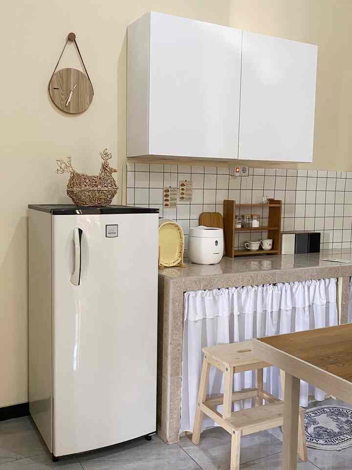 Dapur 🍚

#minimalisaesthetic #kitcheninspo #homedecor #koreankitchen #aestheticcorner