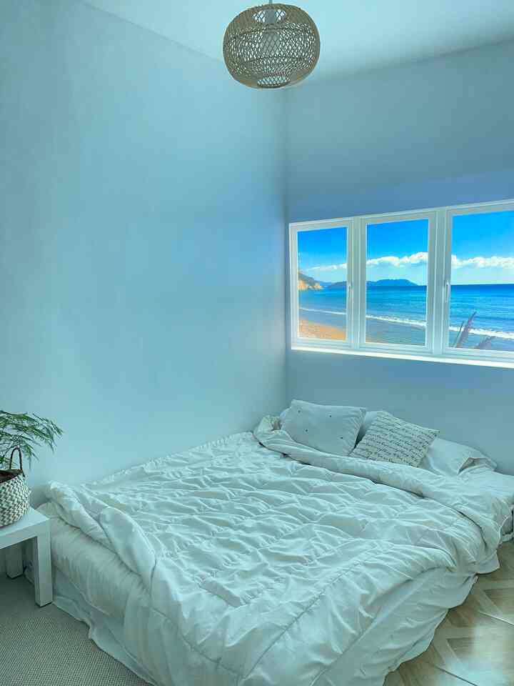 Kamar mungil serba putih🤍

#kamartidur #idekamarkecil #roomtour #roomaesthetic #kamartiduryangnyaman #fakewindow