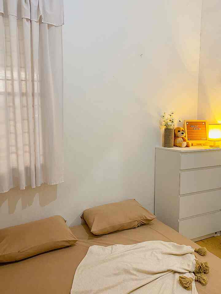 Kamar mungil , susah dapet angel foto karna terlalu mungil ukuran 3mtr x 2,5mtr 
#bekasi
#minimalist
#japandistyle
#kamartidur
#dekorasikamartidur
#kamartidurmungil
#funcybudgetminim