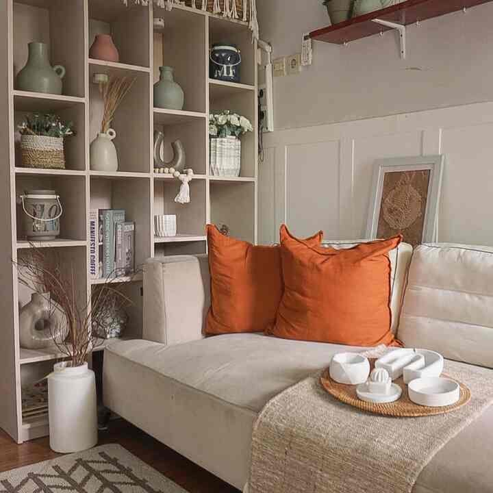 Living room minimalis di rumah q 🤍

Furniture yg selalu q geser" untuk merubah suasana.

Semoga menginspirasi 🙏

#livingroom #ohouseidn_nana #minimalis #scandinavian #materialdetail