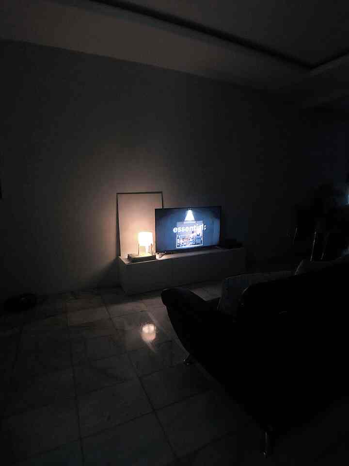 Malam minggu ini kami memutuskan untuk istirahat di rumah, malam yang sunyi dan gelap.
Selamat istirahat🌙


#nightvibe #rumahkecil #inspirasirumah #ruangtamu #malam #rumahmonochrome #inikhisaku