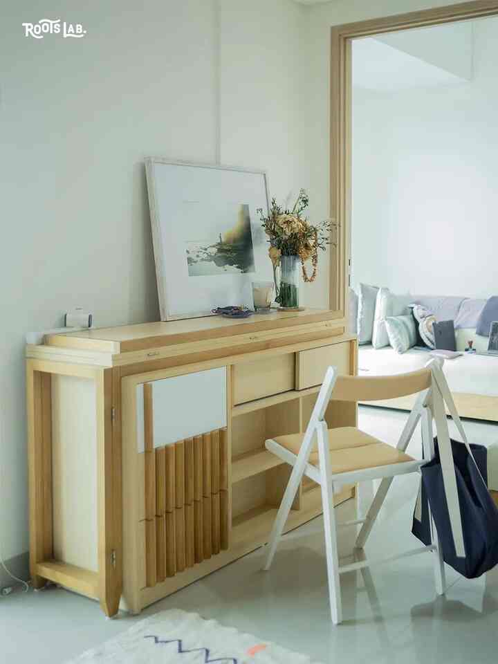 [Save space for @a.partofarnoldi]

Maybe a console table is not the furniture of choice to fill a relatively narrow room in the house, apart from limiting mobility, you must be thinking that it would be better for it to be placed on a work desk, dining table or storage cabinet which are clearly more functional.
.
But wait, why not merge all the functionality into one?
.
We made a custom console table which can also be a work table and dining table at the same time at @rootslab, apart from that we also added folding chairs from IKEA which we customized the color of the fabric to match the color of the table. Not only that, we can also store the two folding chairs inside the console table, so it really saves space 🤙✨🏠
.
#Customfurniture #Personalizedfurniture #Uniquefurniture #woodfurniture #furnituredesign #furnitureindonesia #interior
#homedesign #homedecor #woodworks #woodenfurniture #modularfurniture #TangerangSelatan #Indonesia