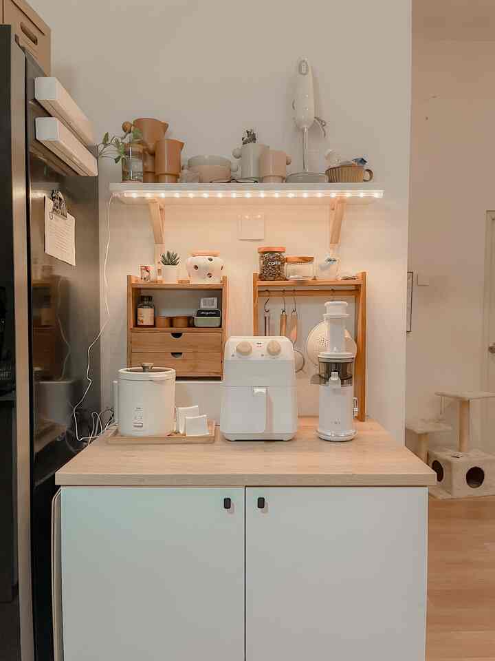 Peralatan dapur 🤗 #kitchen #home #night #ikea #whitewood